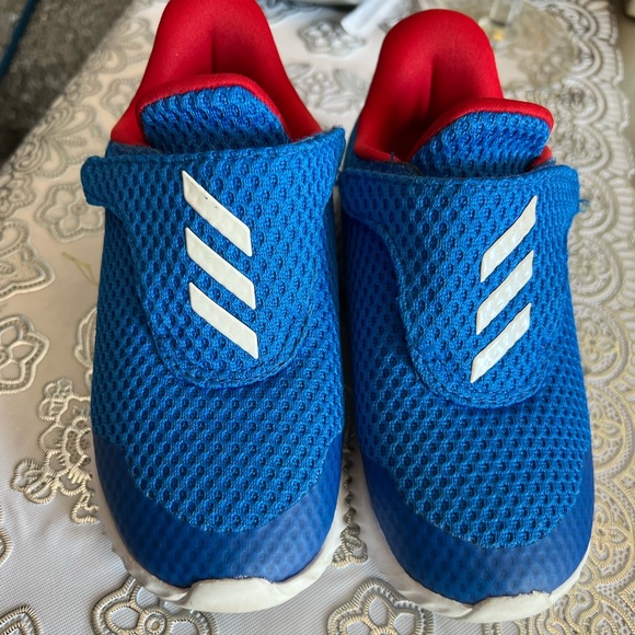 Addidas toddler sneaker - Picture 2 of 4